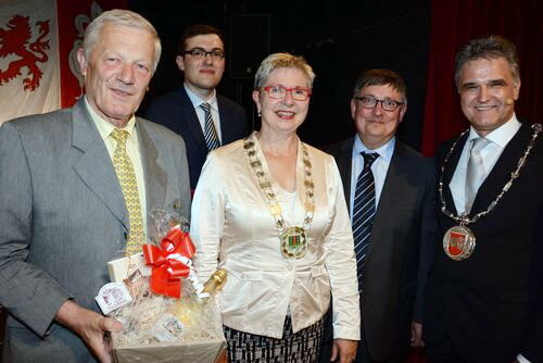 Neben Leuna waren auch die Partnerstädte Pontivy und Traunstein beim Festakt im Rheinforum vertreten