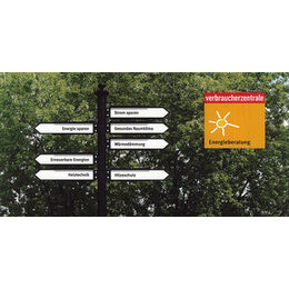 Straßenschilder zum Thema Energieberatung, Logo Verbraucherzentrale NRW